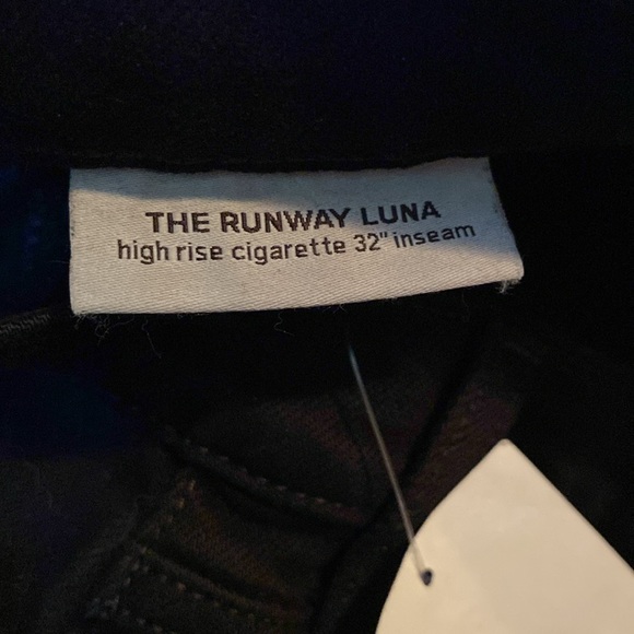 Joe- The Runway Luna high-rise cigarette 32” inseam - Picture 4 of 5